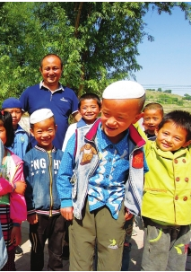 真愛(ài)是教育的別名——記臨夏東鄉(xiāng)縣坪莊鄉(xiāng)大坡村小學(xué)鄉(xiāng)村教師馬福元