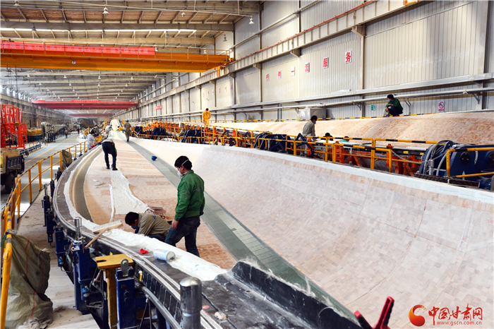 “擰緊”防控閥 打出“組合拳”——玉門市三向發(fā)力推動疫情防控、復(fù)工復(fù)產(chǎn)、脫貧攻堅齊頭并進(jìn)（圖）