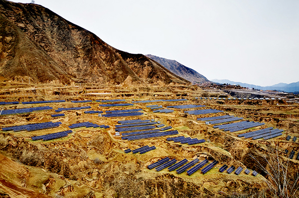 【甘肅省決戰(zhàn)決勝脫貧攻堅】臨夏州東鄉(xiāng)縣大樹村：產業(yè)扶貧成脫貧攻堅“助推器”