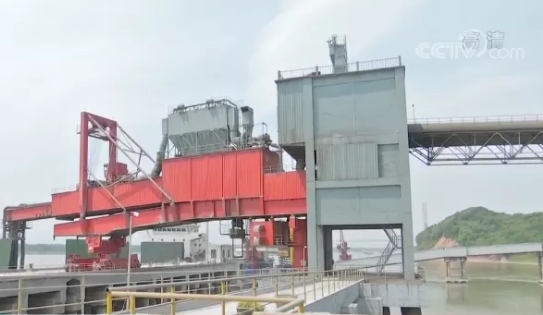 太瘋狂！水泥漲價幾輪，依舊排隊搶購......發(fā)生了什么？