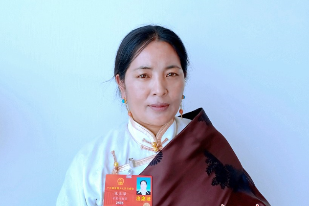 【代表委員說·醫(yī)療】旦正草代表：建議加大對(duì)基層醫(yī)療人才、物資支持力度