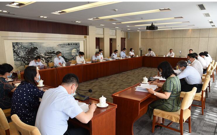 【兩會快訊】甘肅代表團(tuán)分組審議全國人大常委會工作報(bào)告，唐仁健參加第二小組會議并發(fā)言