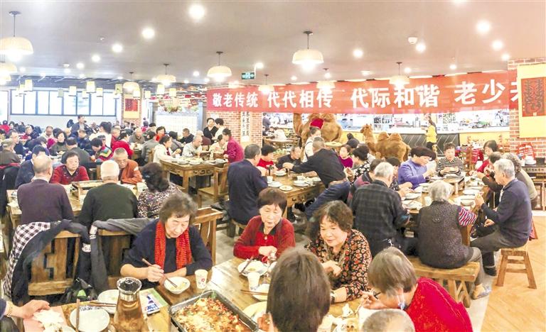 孝滿金城、德潤人心 蘭州市舉辦第六屆千叟宴感恩活動