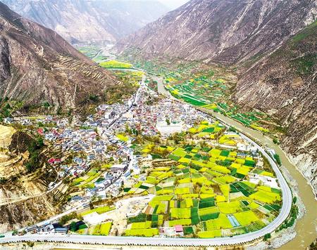 有一種美，在白龍江畔