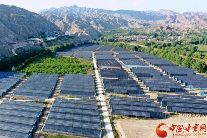 【奮斗百年路 啟航新征程 脫貧攻堅答卷】以村為家，把貧困戶當家人——記全國脫貧攻堅先進個人錢有