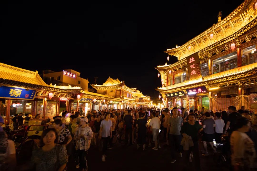 古風(fēng)、華美、浪漫、美味……現(xiàn)實版“清明上河圖”，就在這里！