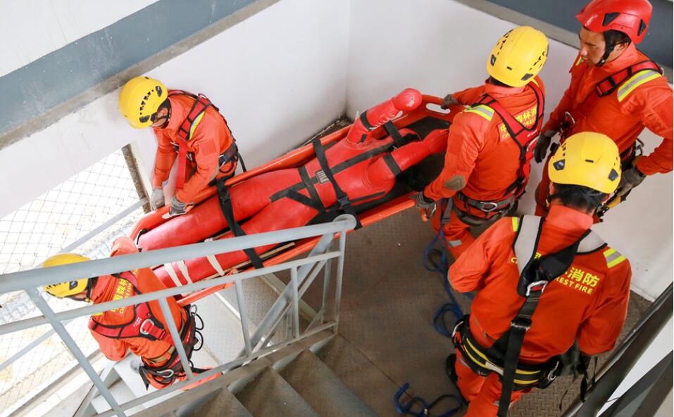 【隴拍客】超燃！ “火焰藍(lán)”競技比武火力全開