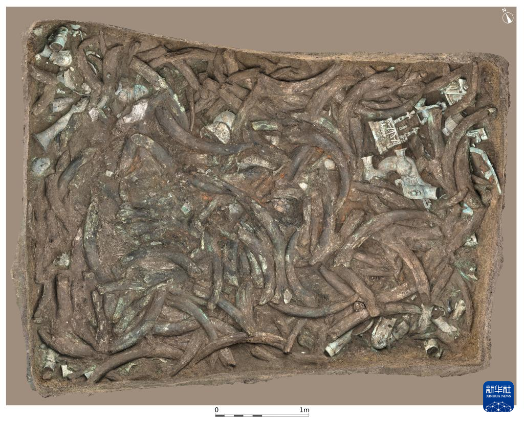 四川廣漢市三星堆商代遺址八號(hào)坑（資料圖）。