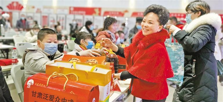 身殘志堅的郭淑芳與愛同行37年 點一盞燈，照亮別人也照亮自己