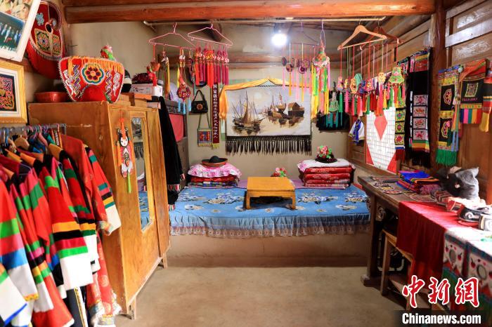 圖為土族文化展示?！⊙Φ?攝