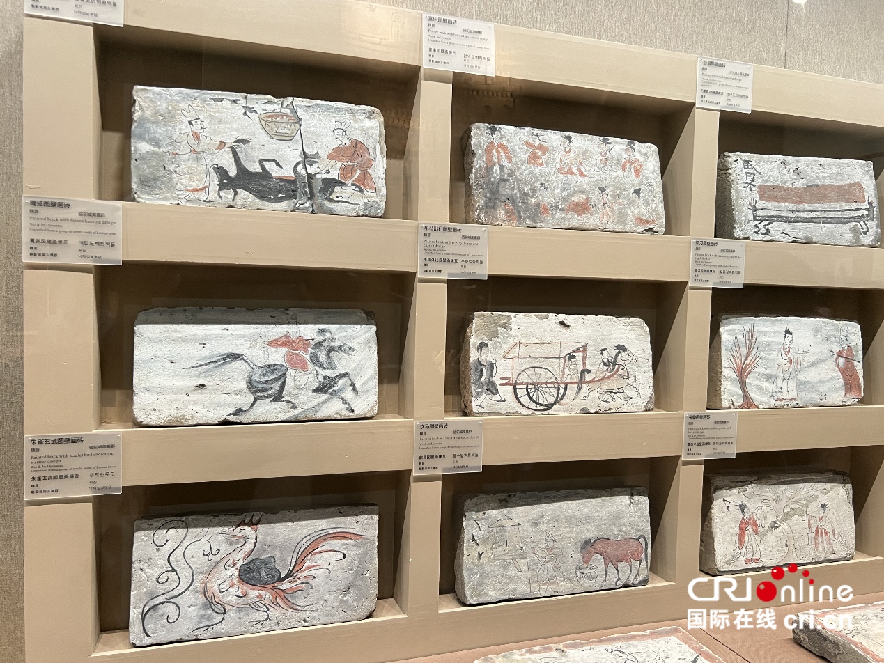 【簡(jiǎn)牘中國】在敦煌市博物館感悟敦煌文化 觸摸絲路印記_fororder_1