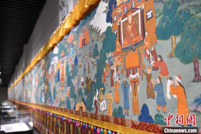 8月20日，“塔影河聲吉祥千年——涼州會(huì)盟暨蘭州與武威文物聯(lián)展”在蘭州市博物館開展。戴文昌 攝