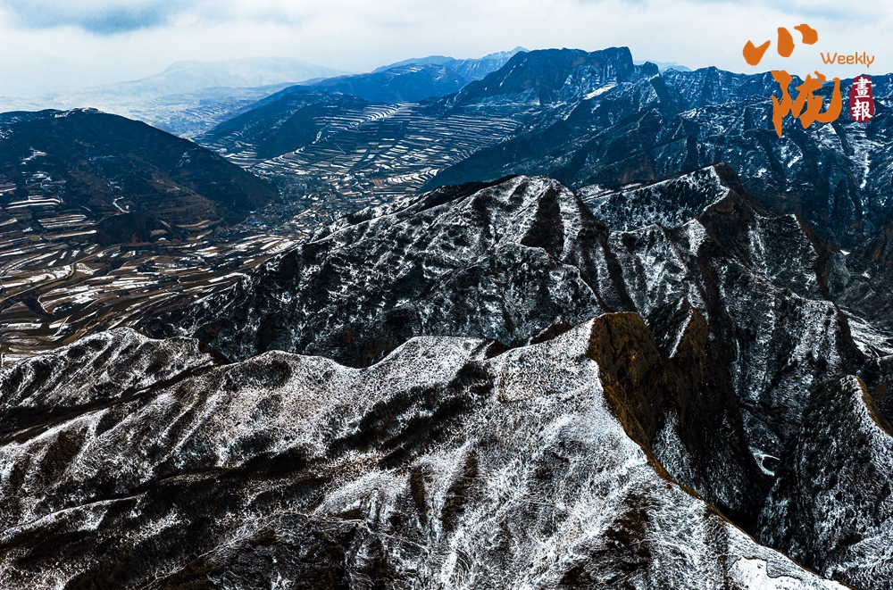 鐵籠山丹霞 一場春雪，億萬年的守望